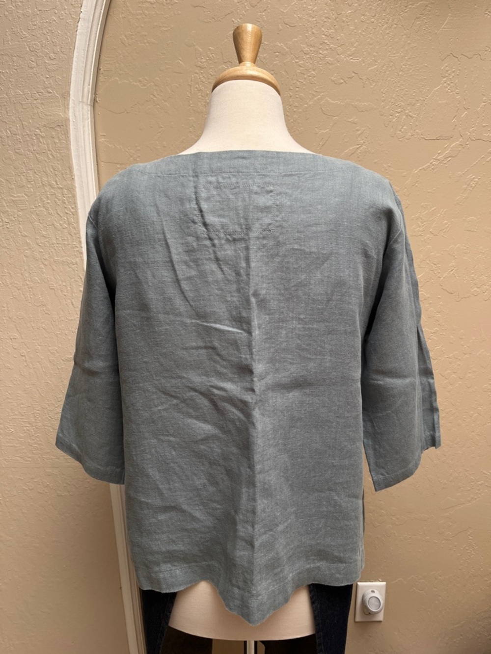 notPERFECTLINEN January Top in Aqua Green Linen, S/M - Picture 5 of 7